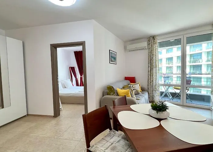 Διαμέρισμα Bratanov Sunny Plaza *