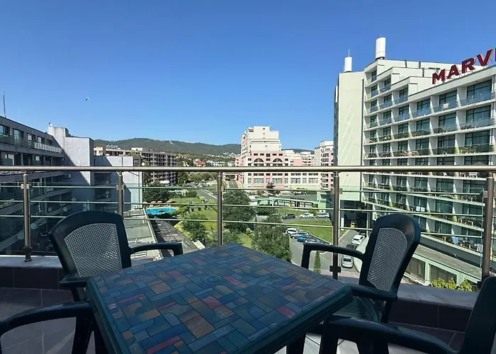 Bratanov Sunny Plaza Διαμέρισμα *