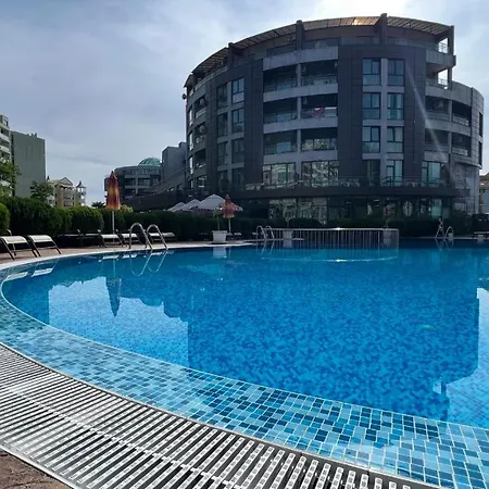 Bratanov Sunny Plaza Slantchev Briag