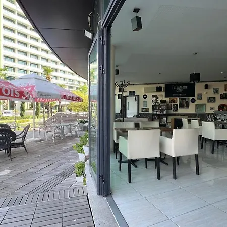 Bratanov Sunny Plaza