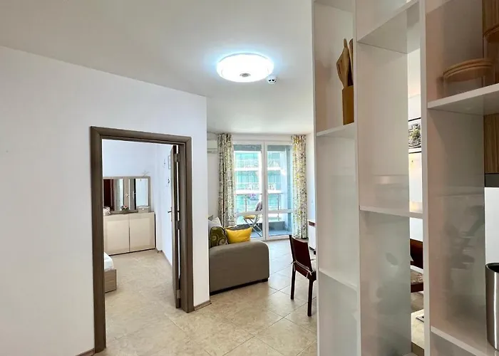 Bratanov Sunny Plaza 公寓 阳光海滩