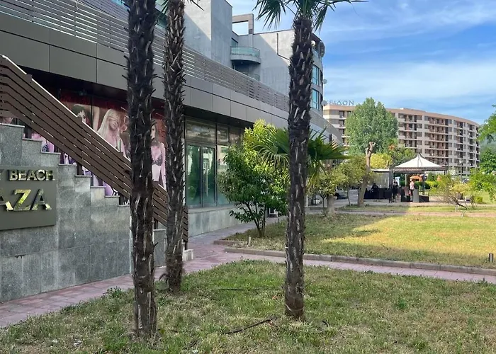 Bratanov Sunny Plaza * 阳光海滩